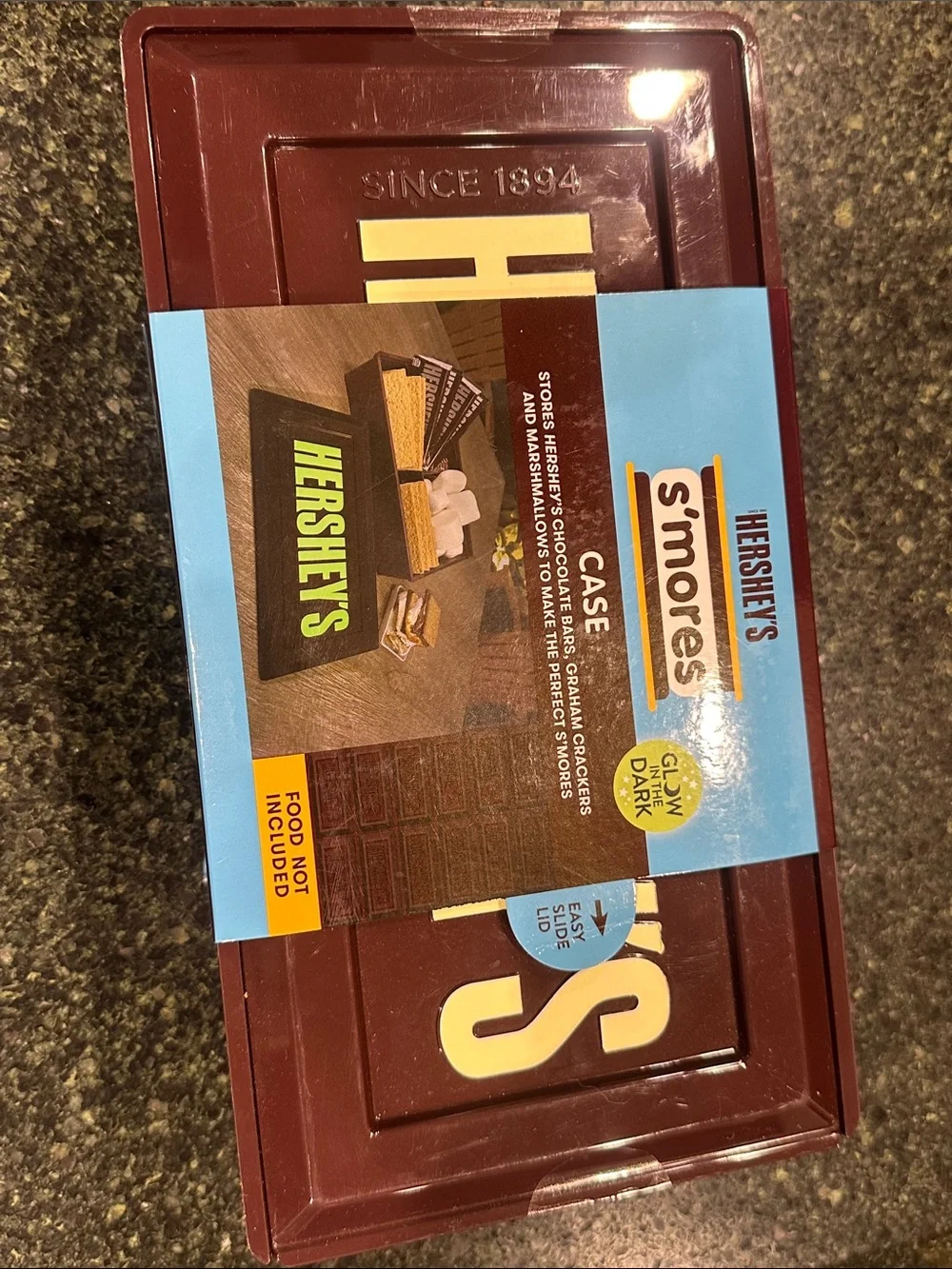 HERSHEYs s’mores caddy glowing the dark camping travel case NEW food storage